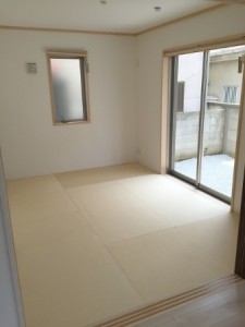 JBF14ZR0292_1504282022
